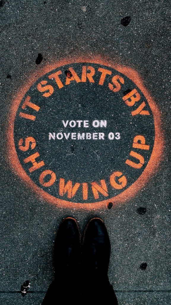 2020 voting help and election resources: all the info you need | cool mom picks