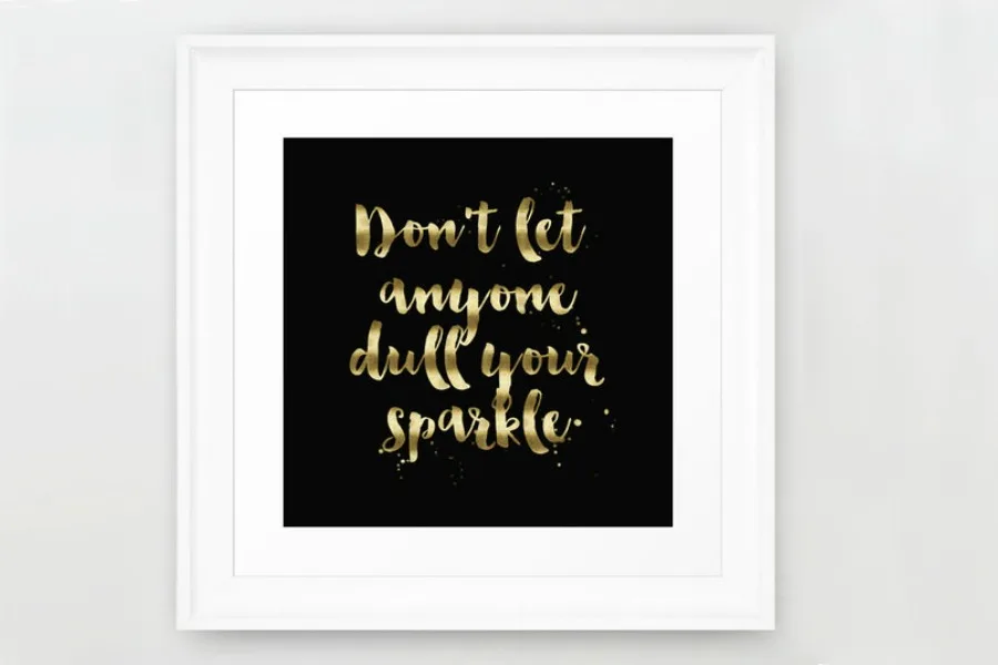 Fun metallic desk supplies to help glitz up your work space