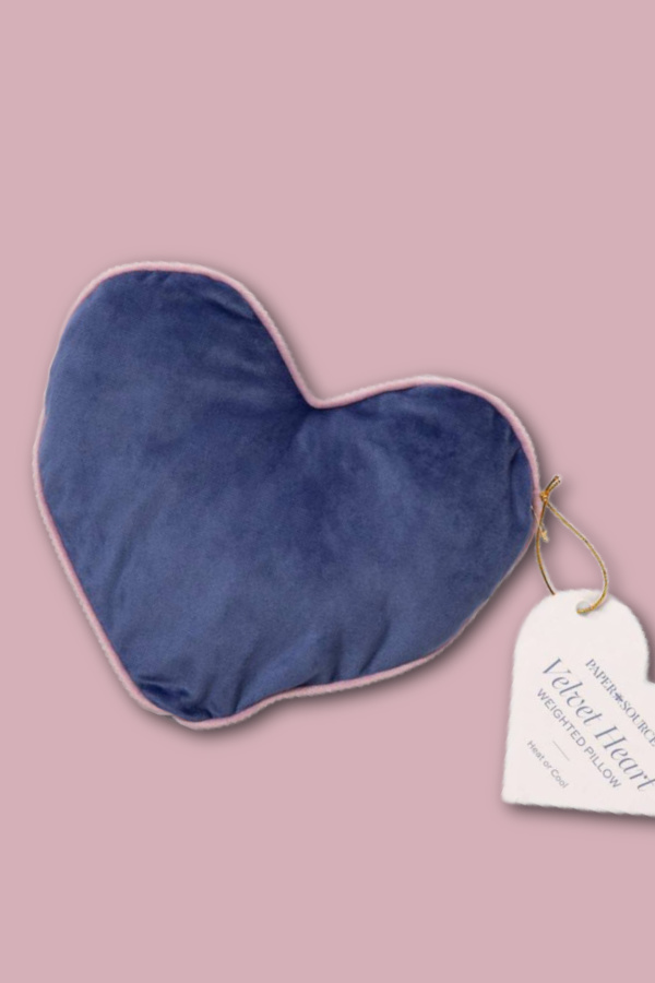 Best gifts for girlfriends: This heated, warming weighted heart pillow | Valentines Gifts