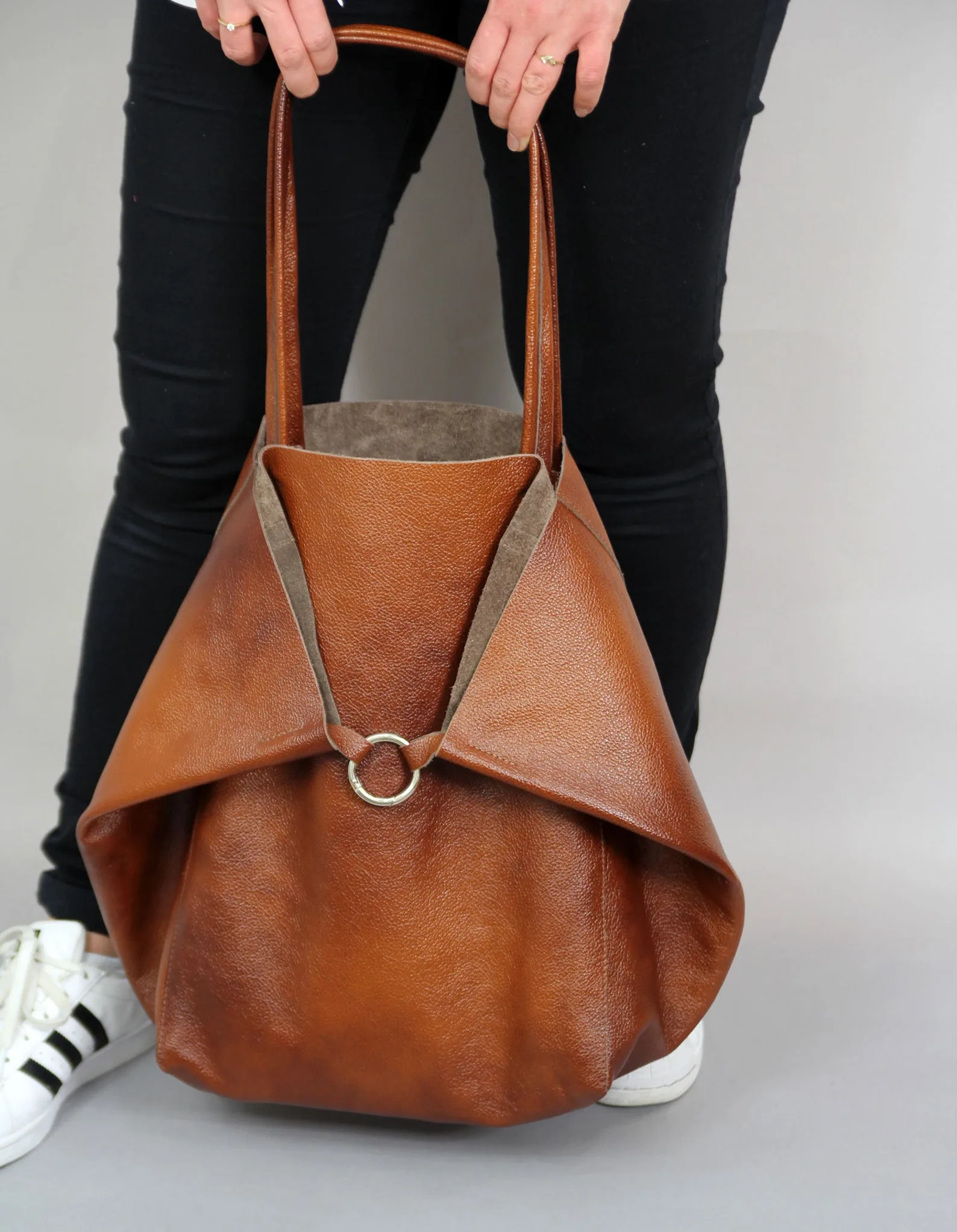 oversized bags for spring and summer: love this slouchy, big hobo from a leather artisan on Etsy