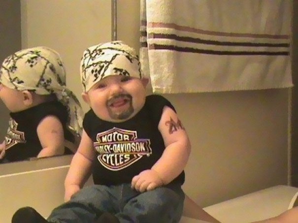 Creative Halloween costumes for baby: DIY baby biker costume