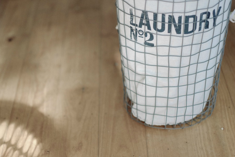 Moms of big families share 7 brilliant, time-saving laundry hacks.