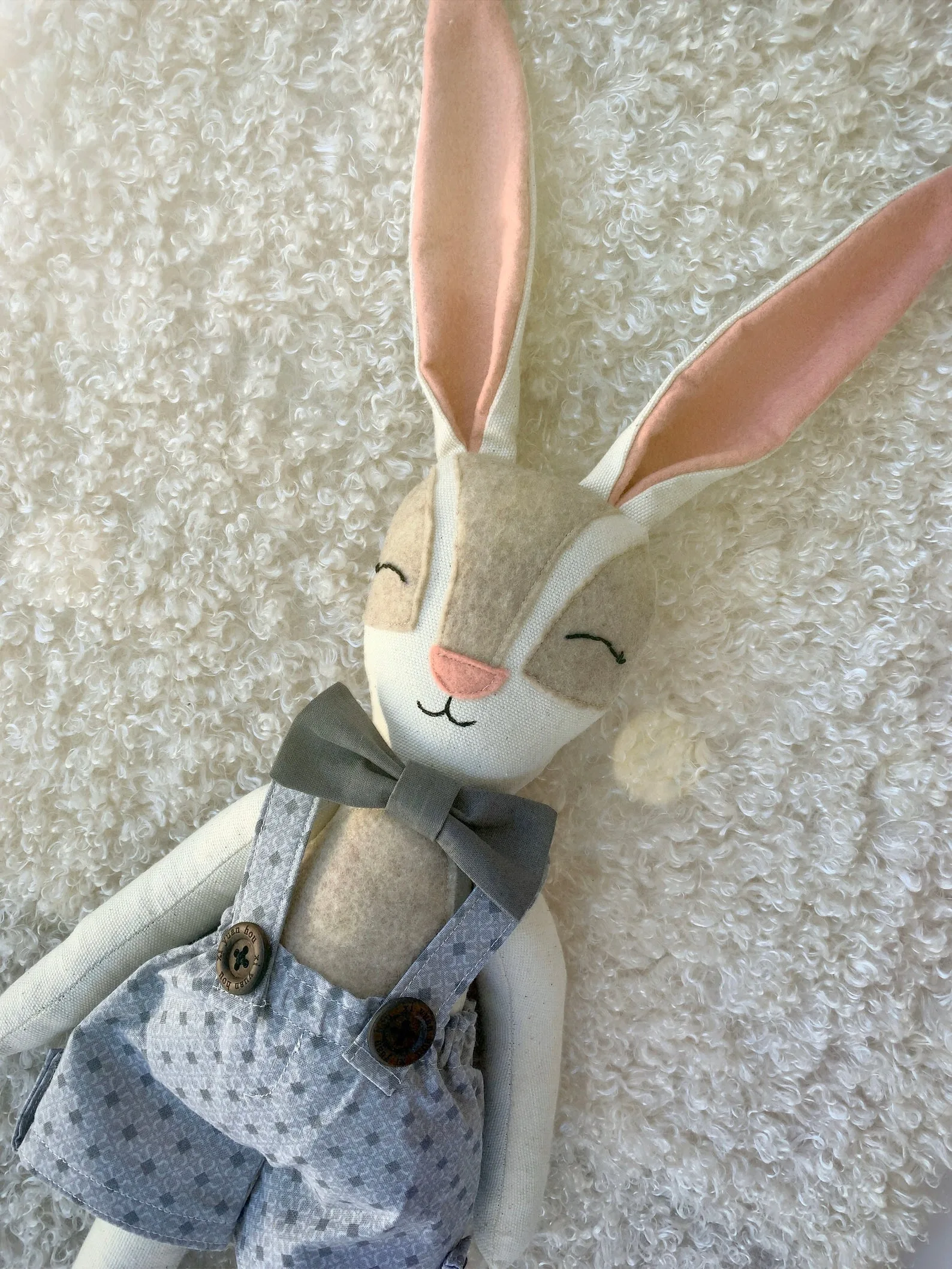 Handmade felt Easter bunny masks: Easter gifts for kids supporting Etsy shops