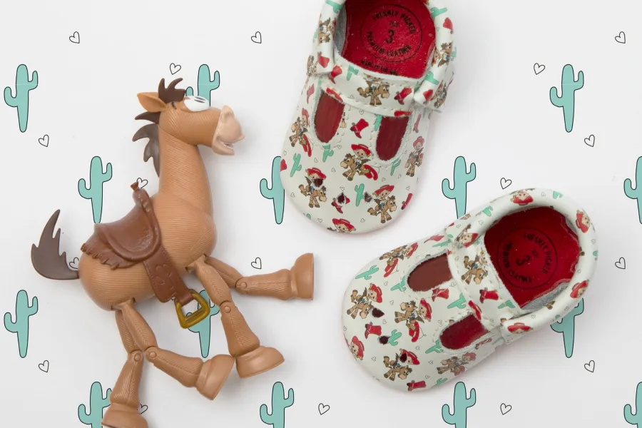 The new Toy Story baby mocs from Freshly Picked are so cute! Check out all the styles on coolmompicks.com