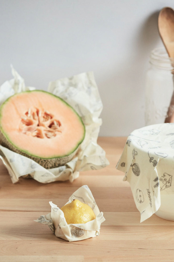Abeego Eco Friendly Food Wrap is a great plastic wrap alternative