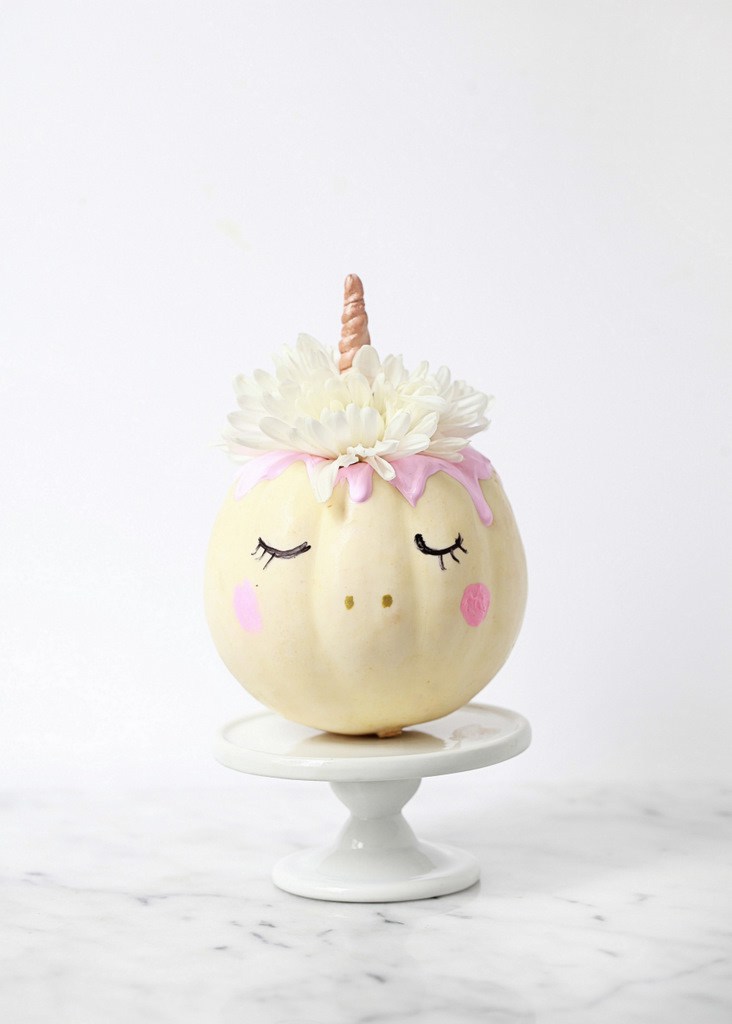 DIY mini unicorn pumpkin tutorial from Posh Little Designs