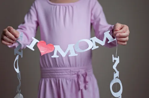 Special DIY Mother's Day crafts and cards to really make someone's day