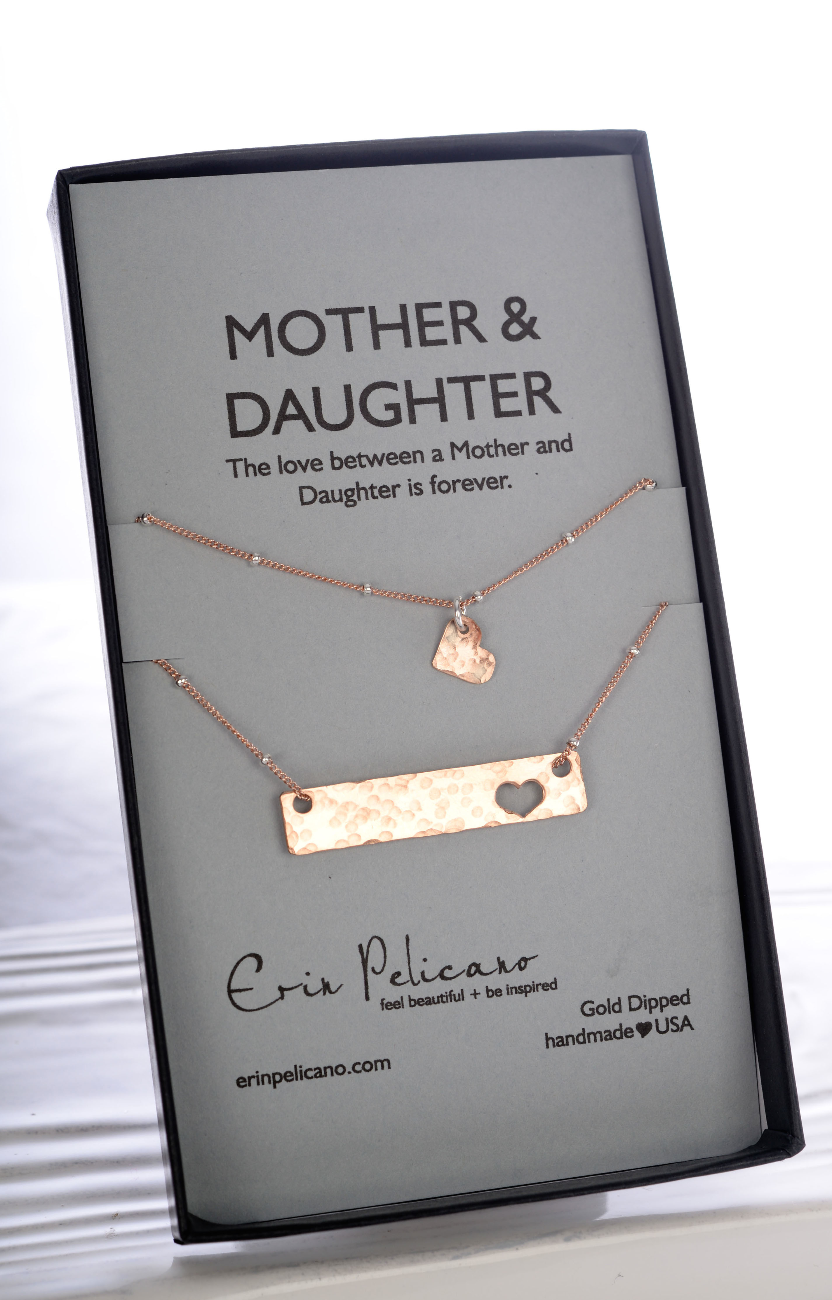 Mother-daughter necklace sets: Bar mother-daughter necklace set | Erin Pelicano