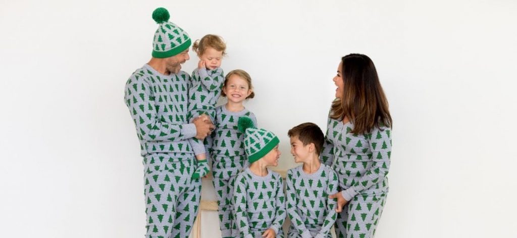 Modern Christmas pajamas from Hanna Andersson come in matching sets for the family -- and they're on sale!