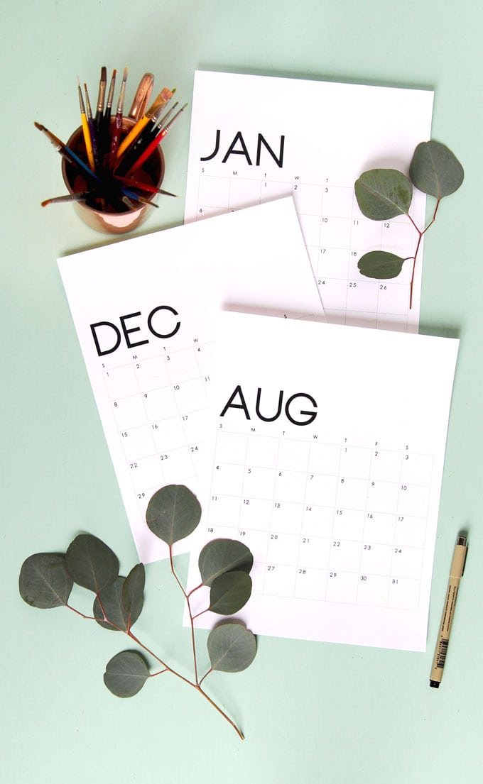 Free 2019 printable calendars: Bold 2019 printable calendar | A Piece of Rainbow