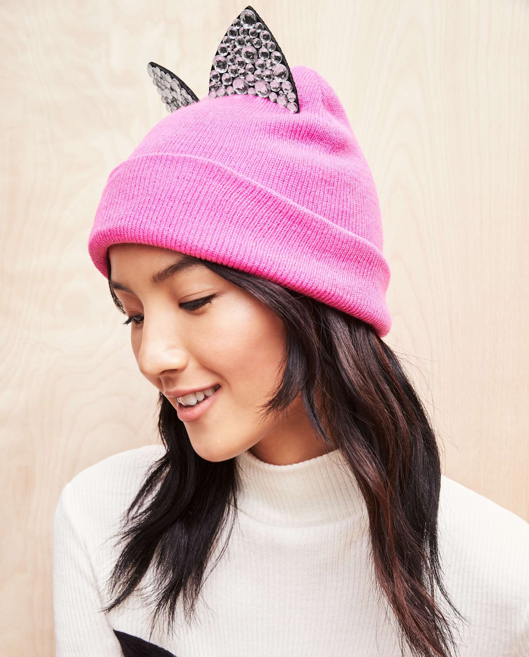 Jeweled cat-ear beanie : Glam gifts for a female BFF