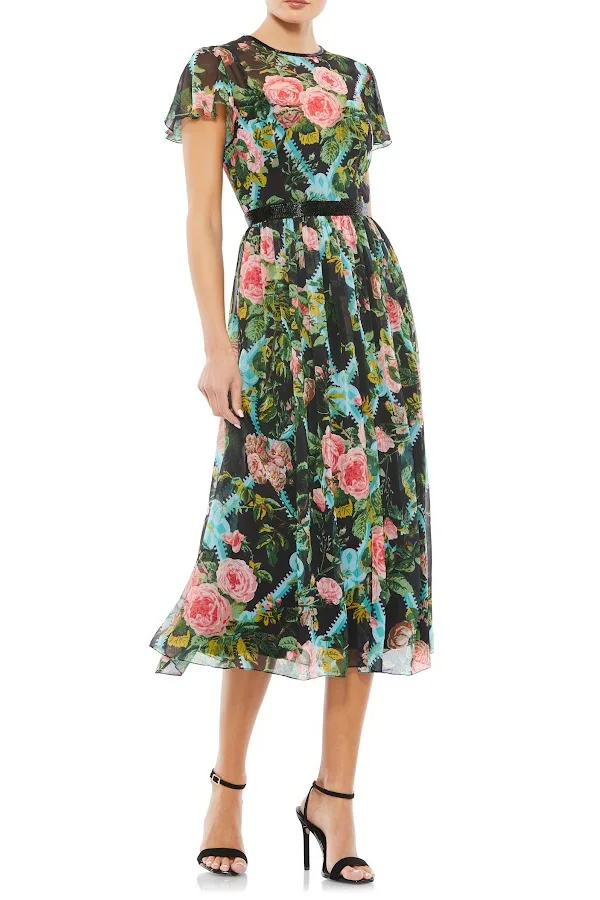 Flirty floral dresses for summer weddings: Sommerset Maxi Dress from Anthropologie has 1200 glowing ratings