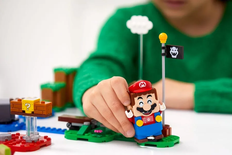 The new LEGO Super Mario starter kit is here for preorder!
