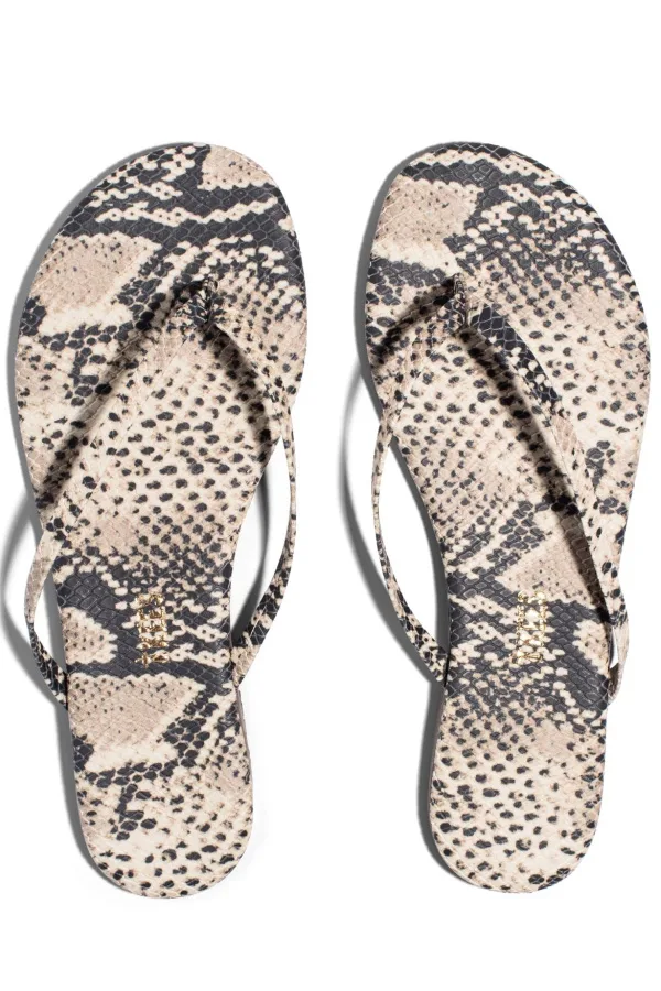 TKEES sandals in sand snake are a way to dress up summer clothes, and perfect for travel!