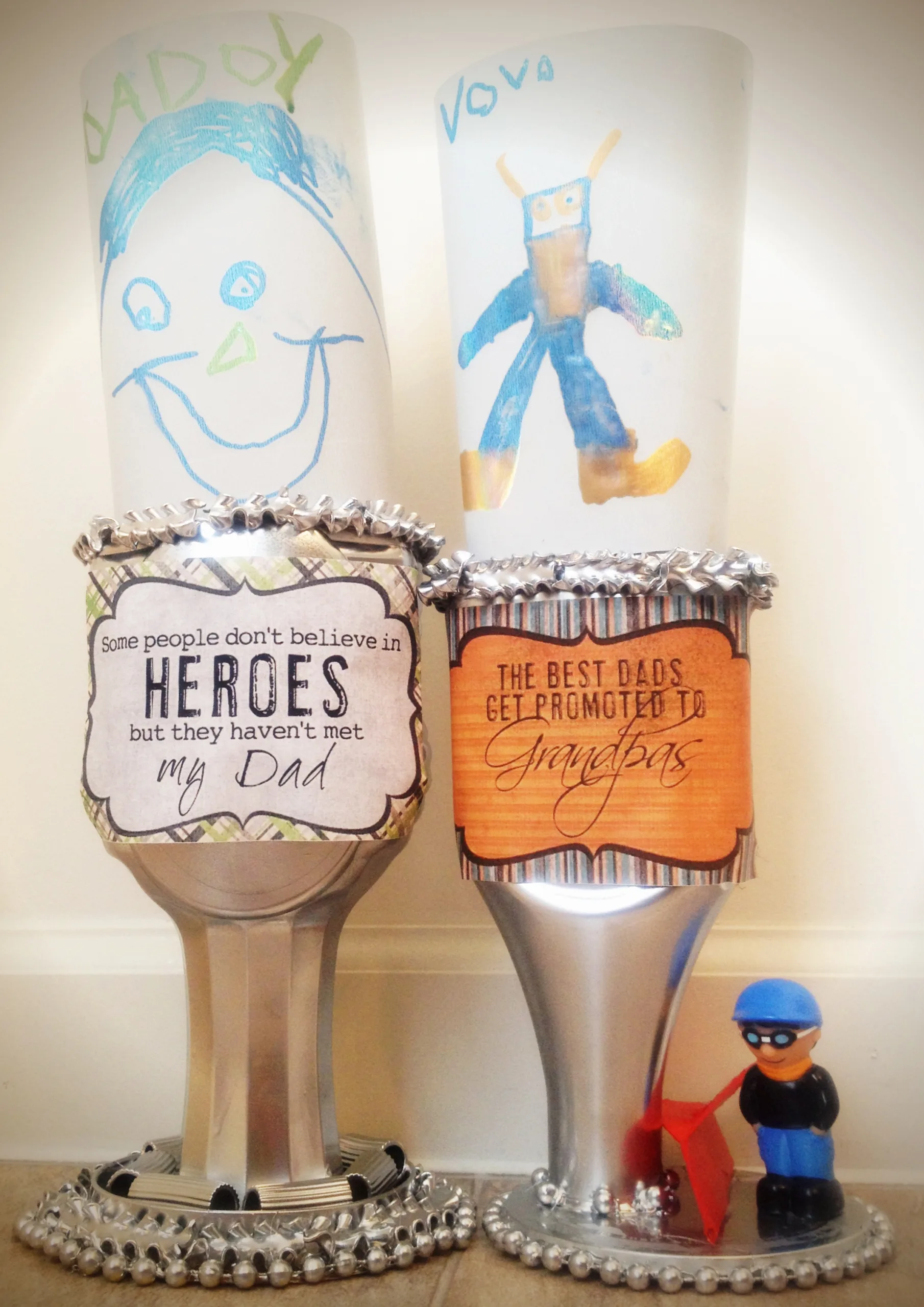 Loving this DIY Father's Day trophy craft from Narnia Forever