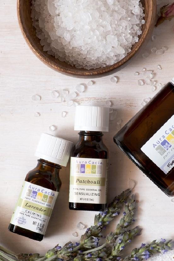 DIY gifts for teenage girls: DIY Bath scrubs with easy recipe from Aura Cacia