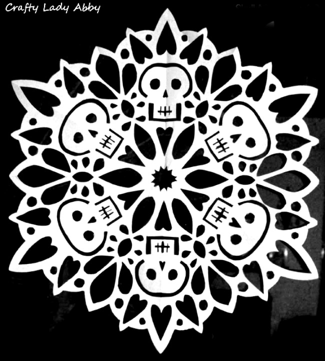 Sugar skull crafts | sugar skull snowflakes from Crafty Lady Abby