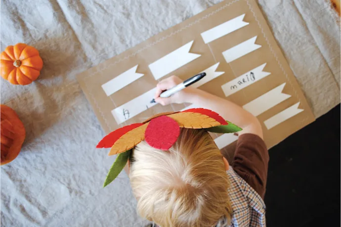 The best Thanksgiving crafts for kids, including this fantastic thankful mat DIY at Mer Mag.