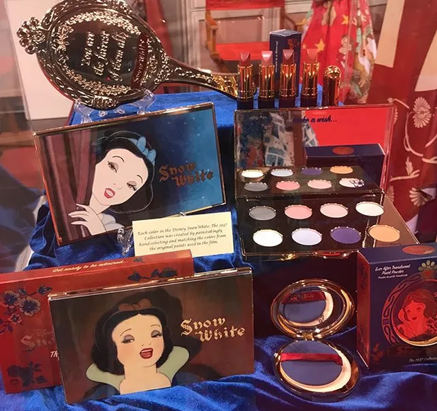 Besame Snow White