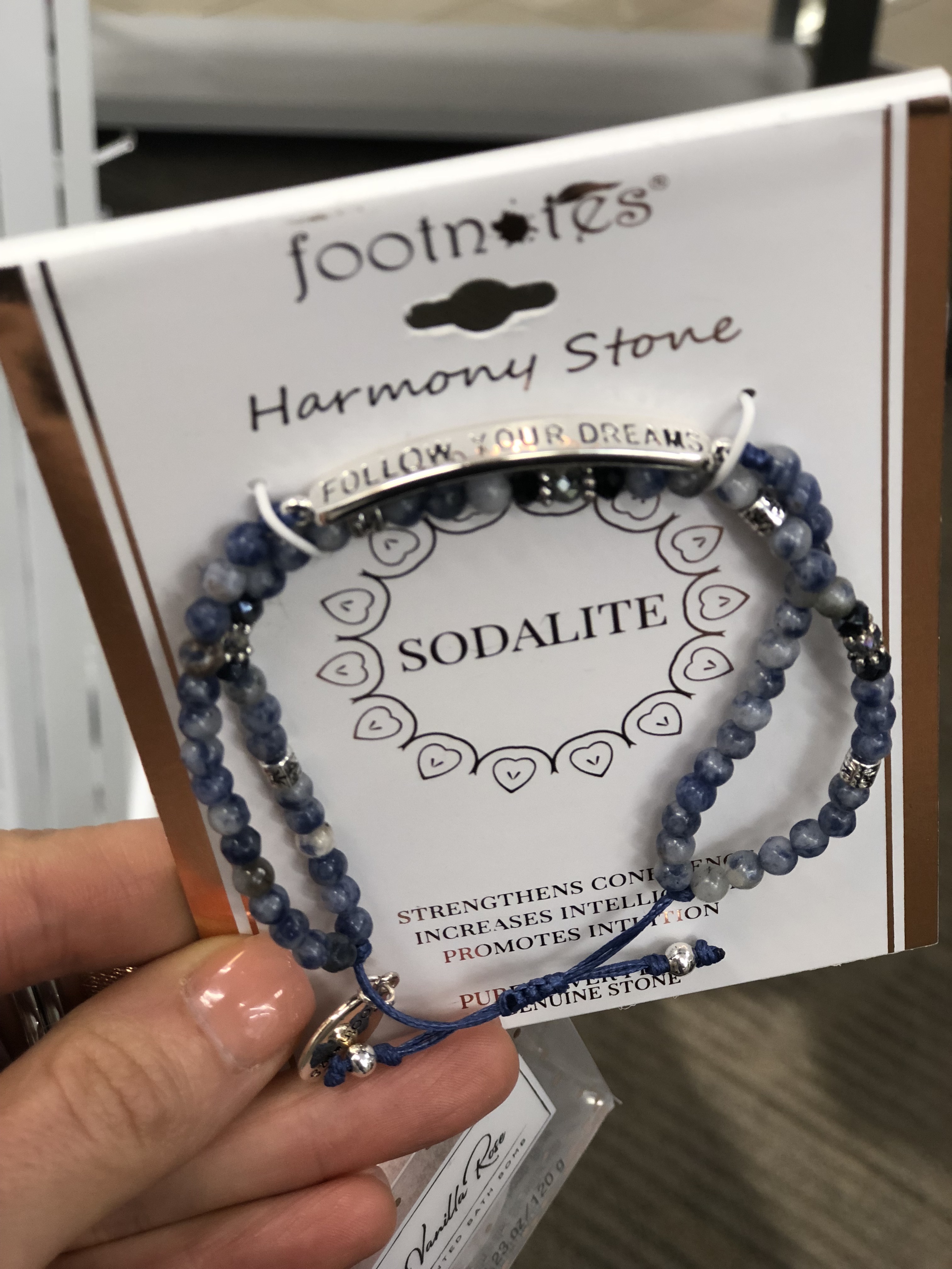 Secret Santa gifts for the whole family: Inspiration beaded bracelets | Sponsored