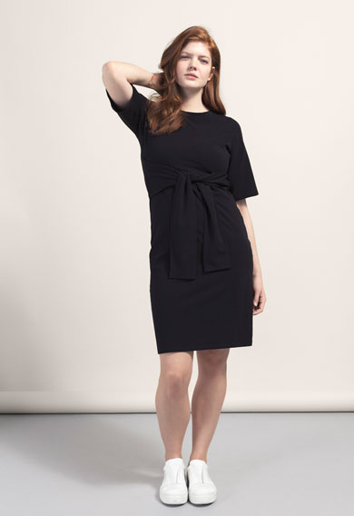 Black maternity dresses for fall: Haley dress | Boob Designs