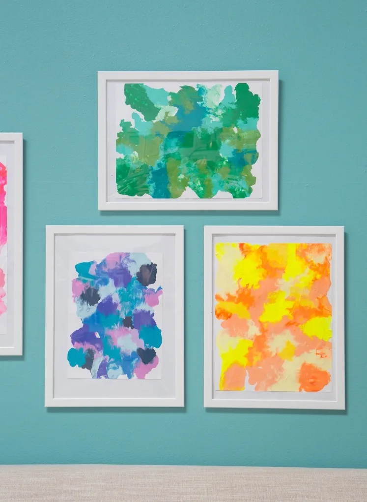 Colorful DIY projects for kids: Make a color scavenger hunt