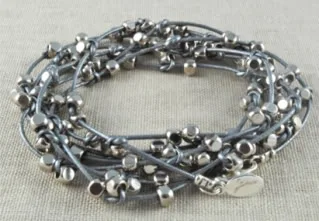 Editors Best of 2010: The coolest jewelry and handbags