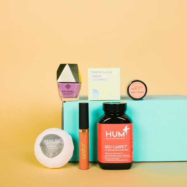 Cratejoy for a Cause limited edition gift box is a great deal, and 100% of the proceeds support St. Jude's 
