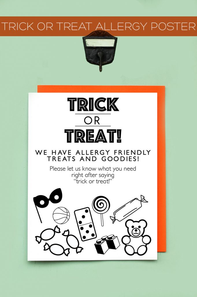 Free printable Halloween party or trick or treat poster for allergy-friendly homes | Squirrelly Minds