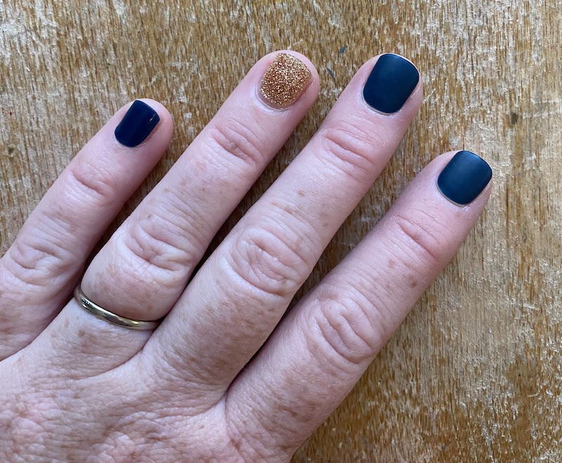 How well do at-home gel manicure kits really work? We tried one to see.