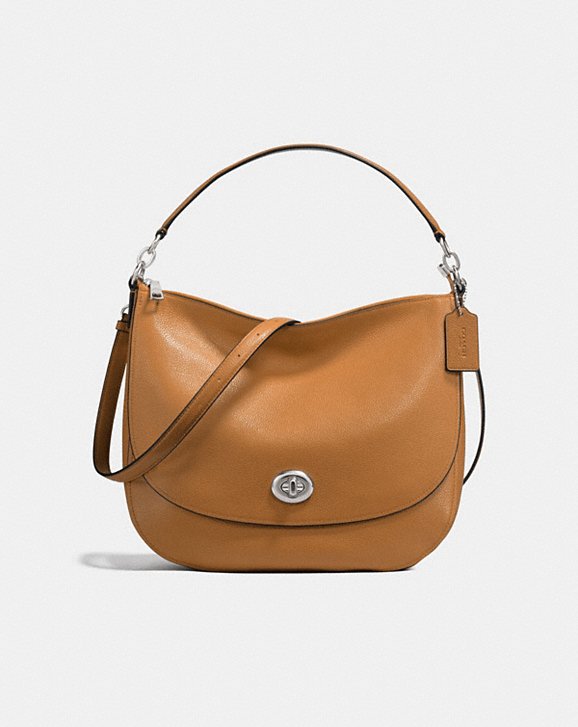 Coach turnlock hobo bag: Great holiday giftt, now 50% off!
