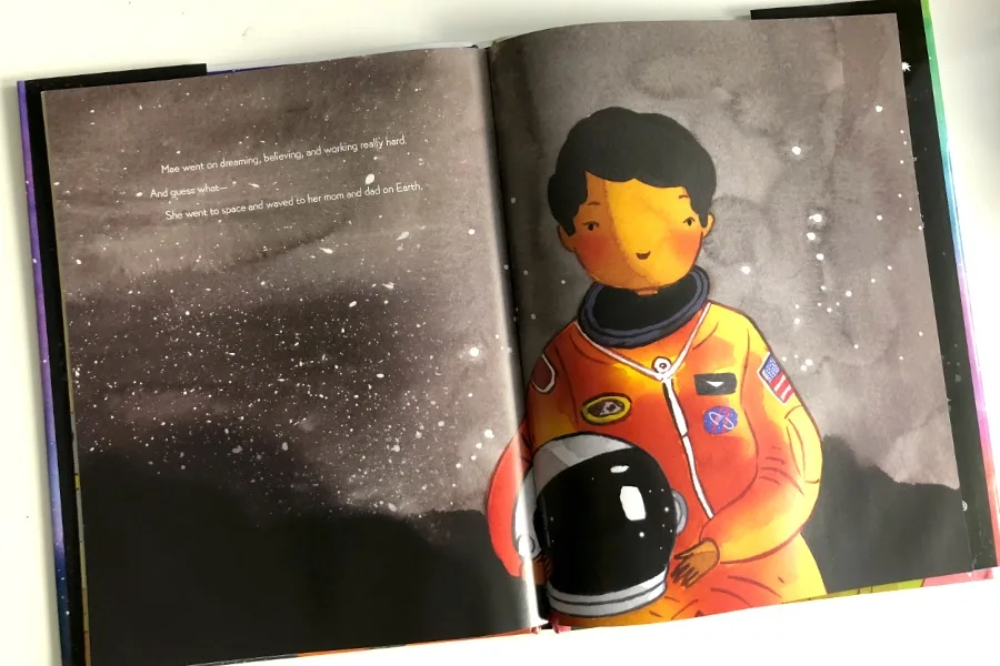 Mae Among the Stars: Beautiful picture book about astronaut Mae Jemison