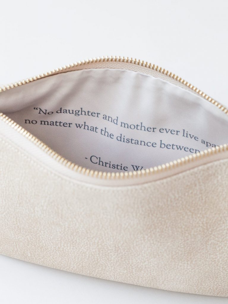 Personalized clutch or handbag printed with your own note inside from Fontem: Perfect for Mother's Day!