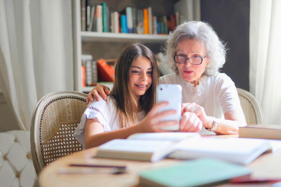 Mint Mobile Flexible plans for families, kids, and older adults