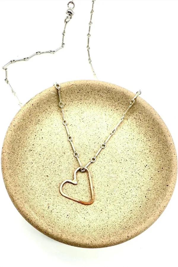 Best Valentine's gifts on Etsy for Teens: Bella Mimi Couture's breakfast in a box for your favorite college student