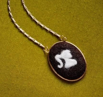 The anti-cameo cameo necklace